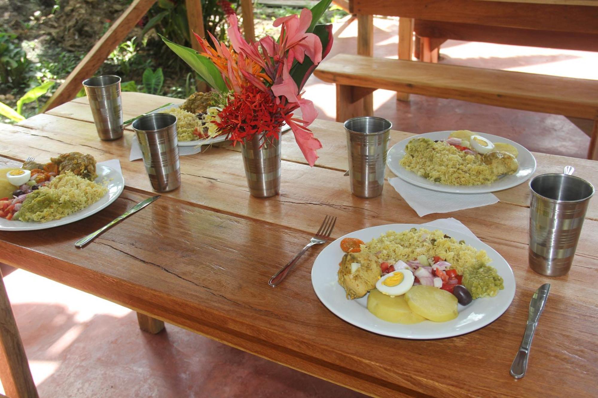 Purachata Ecolodge Iquitos Eksteriør billede